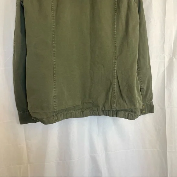 UNITED BY BLUE Women’s Green Cargo Utility Jacket Fill Zip Hood Size Medium - Picture 15 of 15